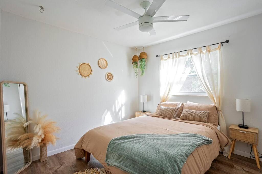 Cozy Lakefront Home W/ Pool -7 Mins From Legoland Winter Haven Extérieur photo