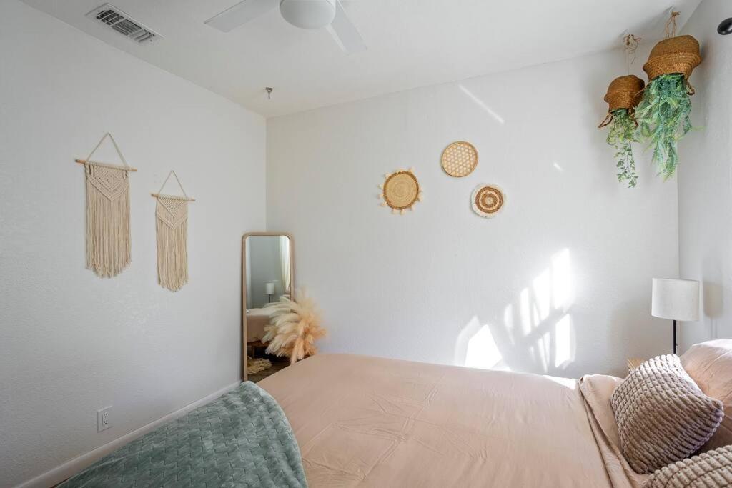 Cozy Lakefront Home W/ Pool -7 Mins From Legoland Winter Haven Extérieur photo